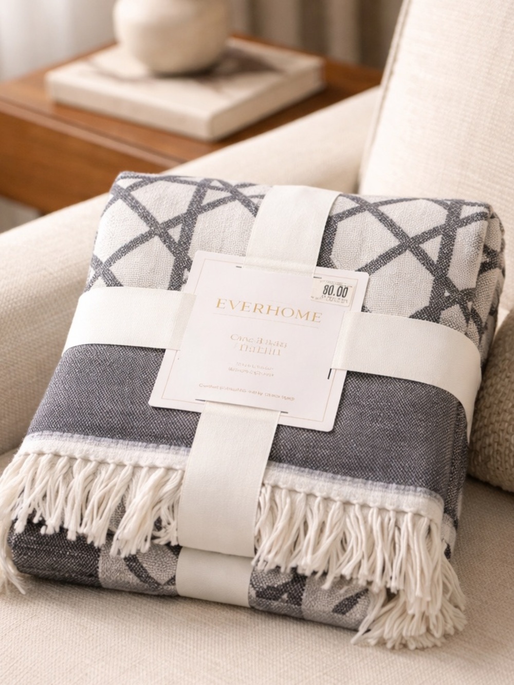 Gray & White Patterned Fringe Throw Blanket
